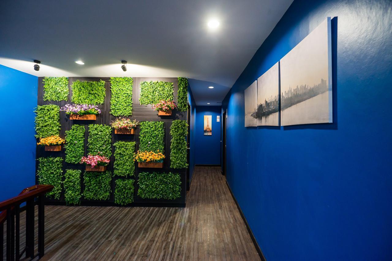 The Corner Ratchada Hotel Bangkok Bagian luar foto